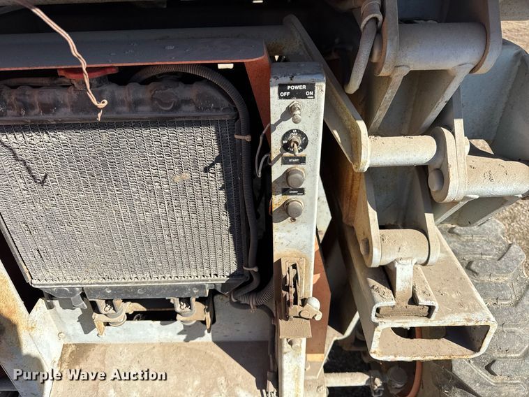 image for item DU3329 Skyjack 7027 scissor lift