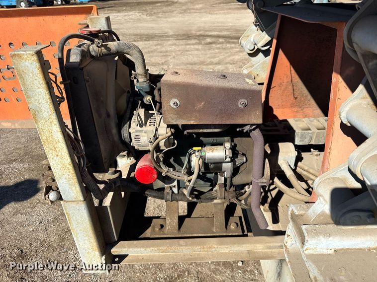 image for item DU3329 Skyjack 7027 scissor lift