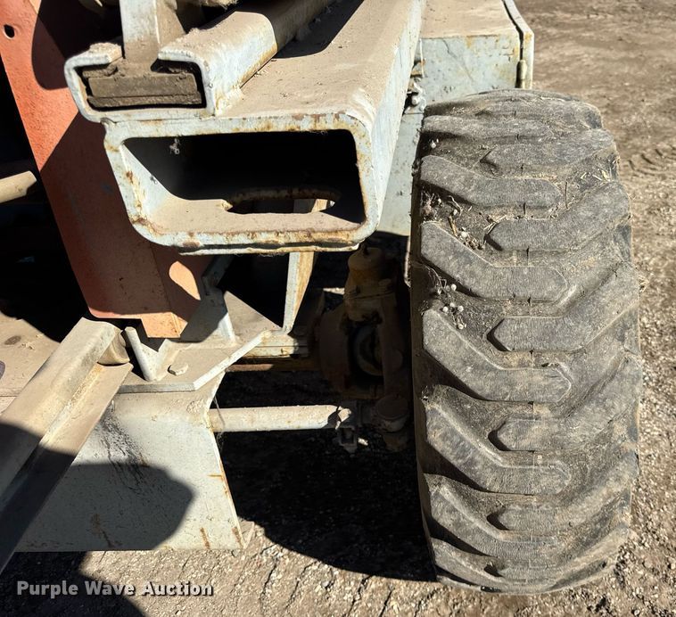 image for item DU3329 Skyjack 7027 scissor lift