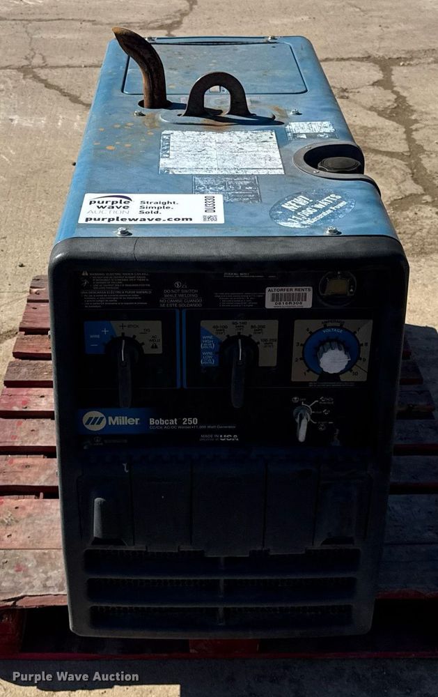 image for item DU3330 Miller Bobcat 250 welder