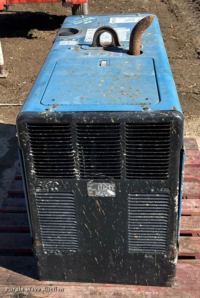 image for item DU3330 Miller Bobcat 250 welder