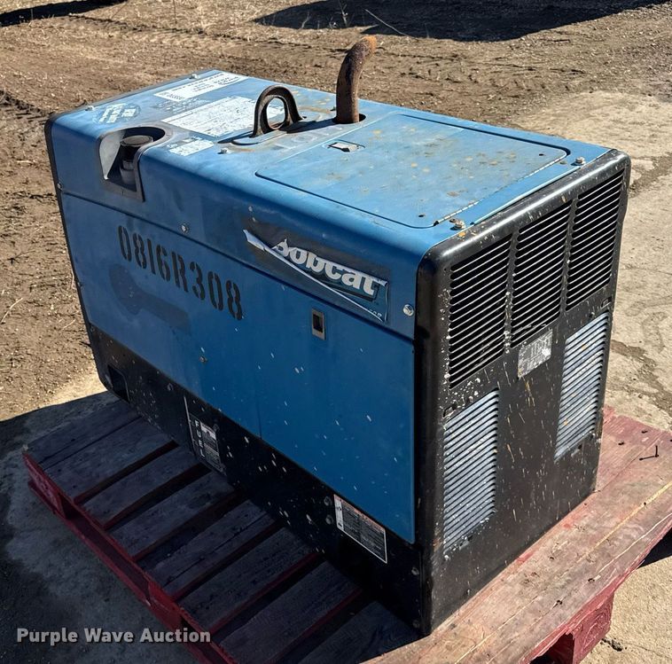 image for item DU3330 Miller Bobcat 250 welder