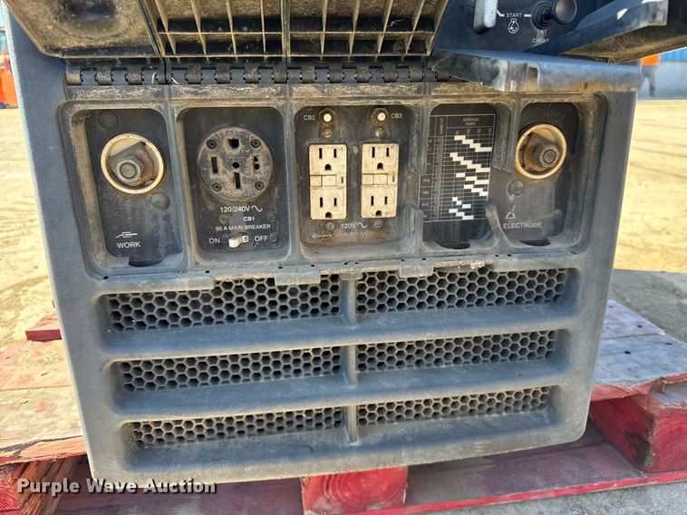 image for item DU3330 Miller Bobcat 250 welder