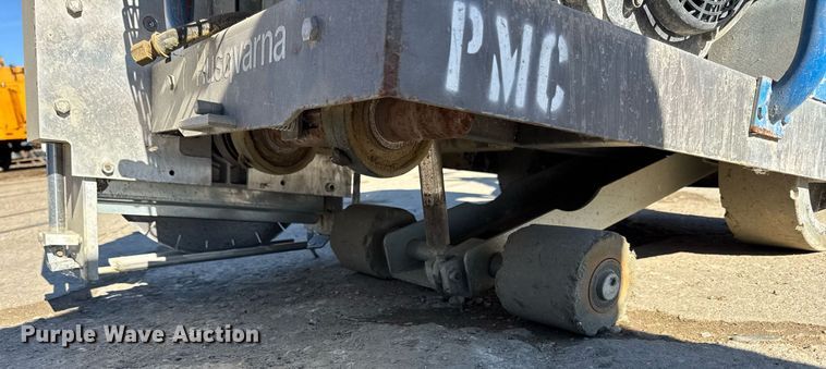 image for item DU3331 Husqvarna Soff-Cut 4000 concrete saw