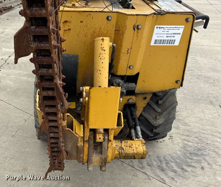 image for item DU3348 2006 Vermeer LM42 trencher