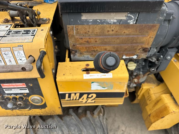 image for item DU3348 2006 Vermeer LM42 trencher