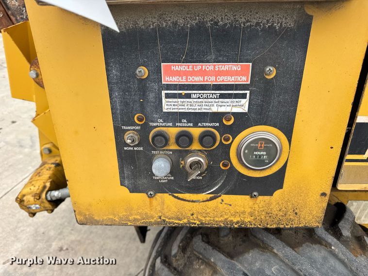 image for item DU3348 2006 Vermeer LM42 trencher