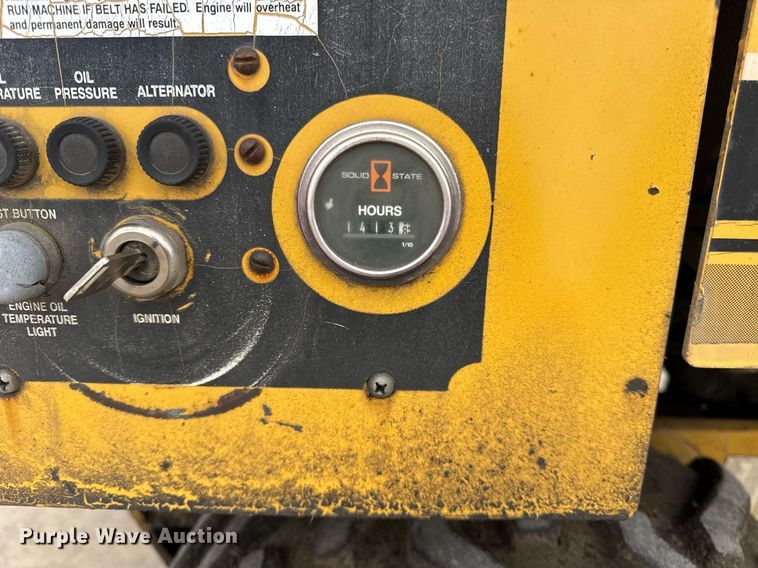 image for item DU3348 2006 Vermeer LM42 trencher