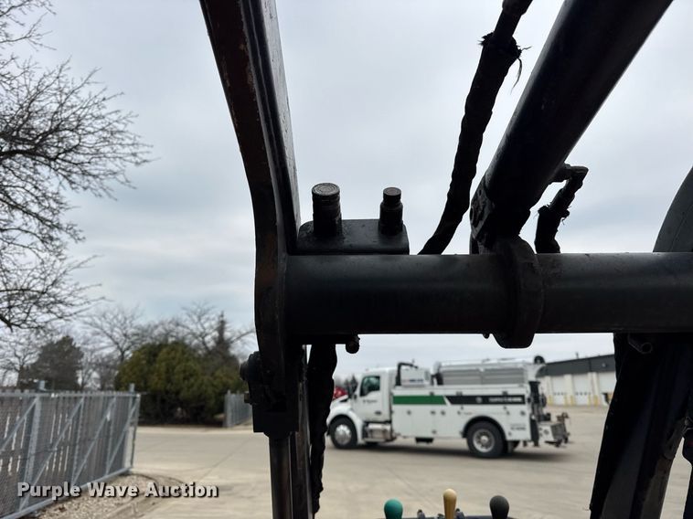 image for item DU3349 2012 Vermeer S650TX compact utility loader