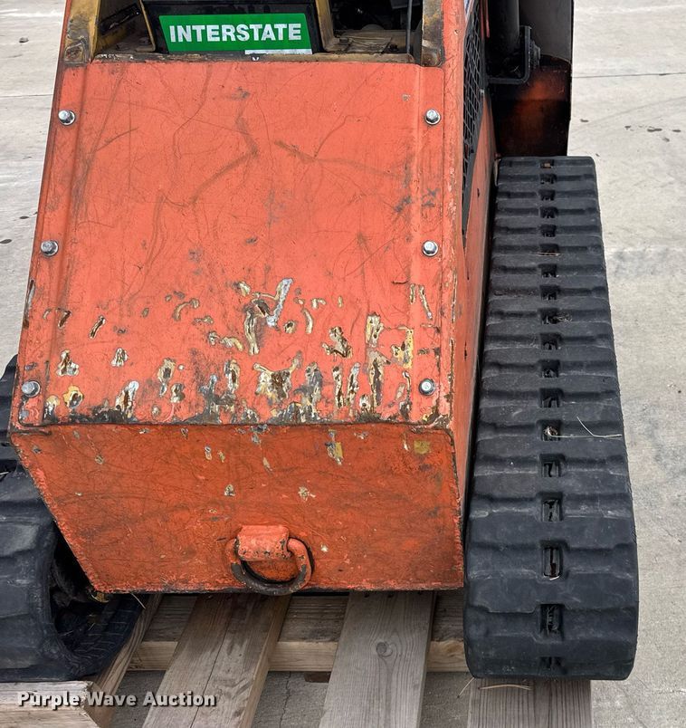 image for item DU3349 2012 Vermeer S650TX compact utility loader