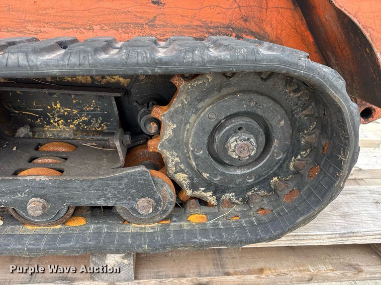 image for item DU3349 2012 Vermeer S650TX compact utility loader