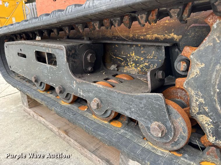 image for item DU3349 2012 Vermeer S650TX compact utility loader