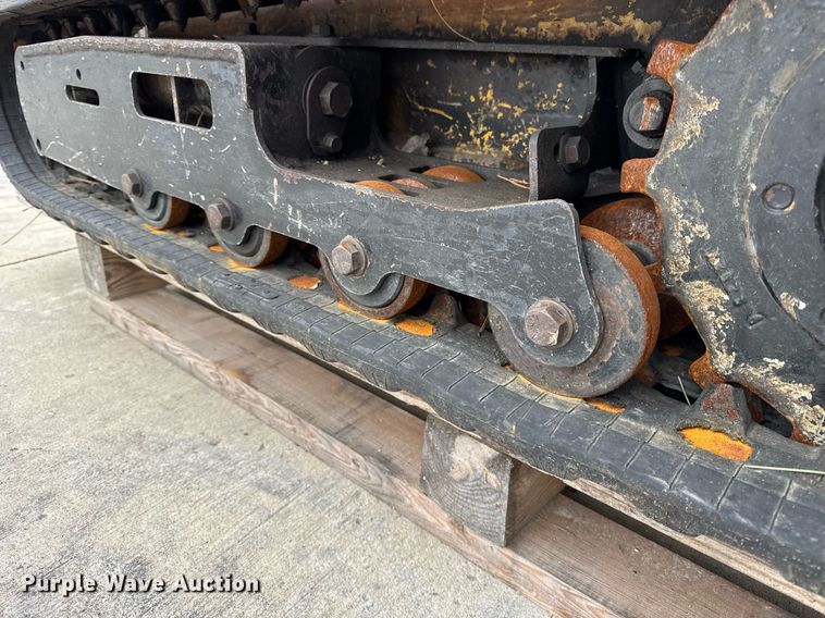 image for item DU3349 2012 Vermeer S650TX compact utility loader