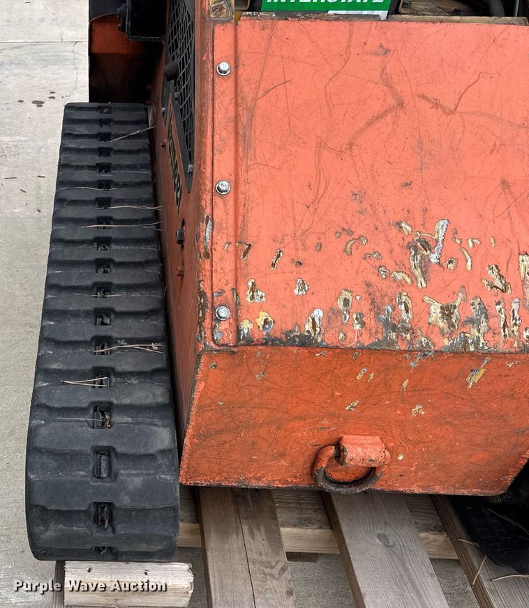 image for item DU3349 2012 Vermeer S650TX compact utility loader