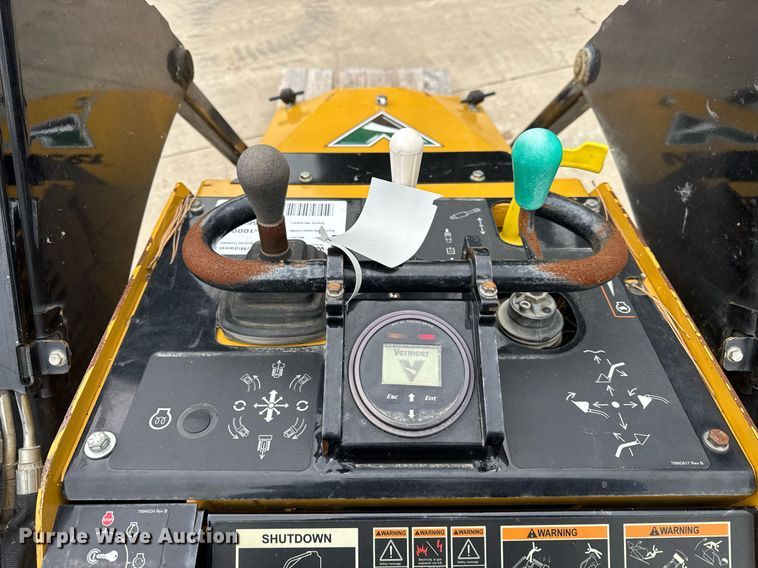 image for item DU3350 2017 Vermeer CTX100 compact utility loader