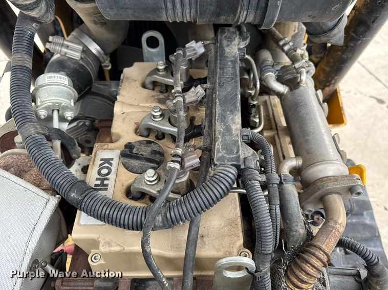 image for item DU3350 2017 Vermeer CTX100 compact utility loader