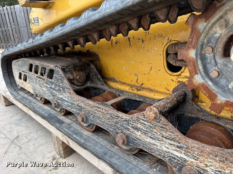 image for item DU3350 2017 Vermeer CTX100 compact utility loader