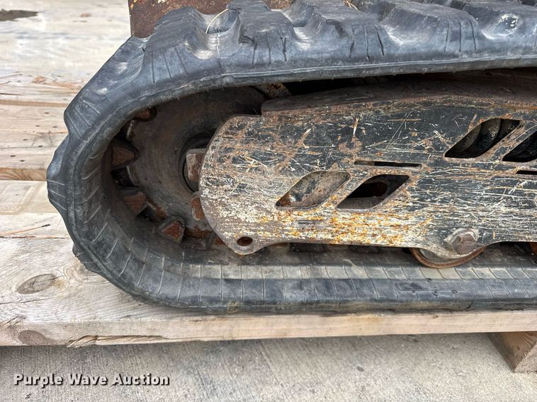 image for item DU3350 2017 Vermeer CTX100 compact utility loader