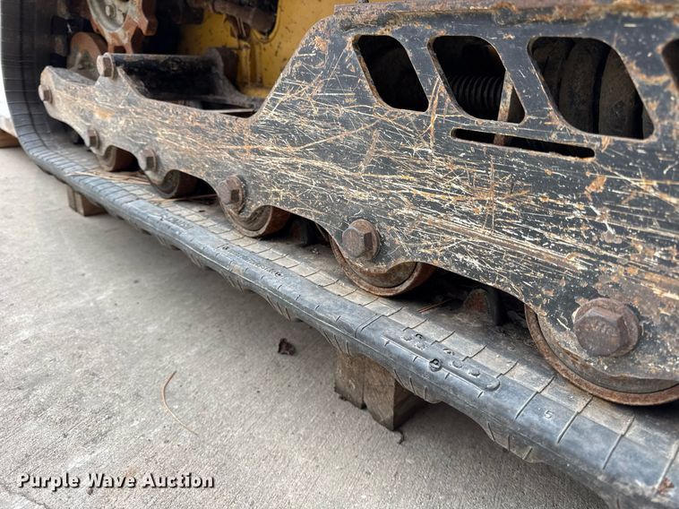 image for item DU3350 2017 Vermeer CTX100 compact utility loader