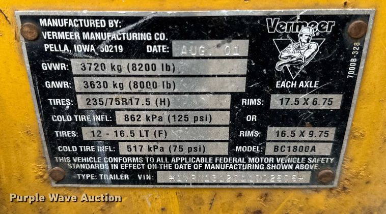 image for item DU3351 2001 Vermeer BC1800A wood chipper