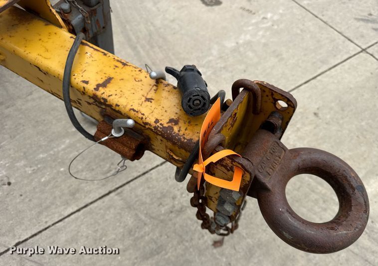 image for item DU3352 2017 Vermeer BC700XL wood chipper