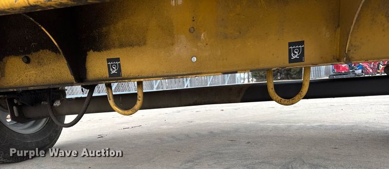 image for item DU3352 2017 Vermeer BC700XL wood chipper