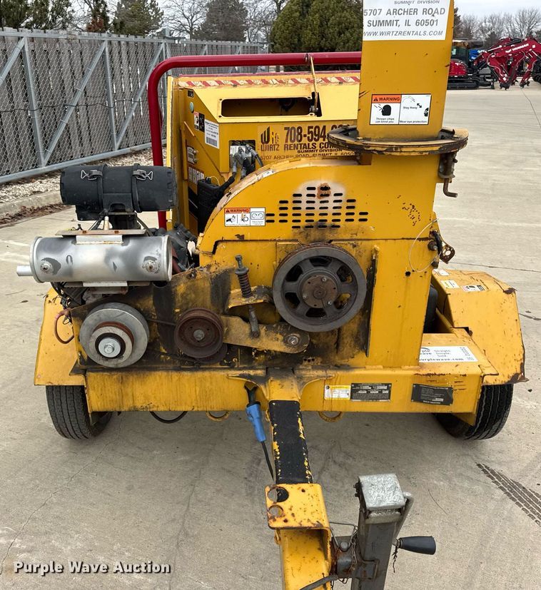 image for item DU3352 2017 Vermeer BC700XL wood chipper