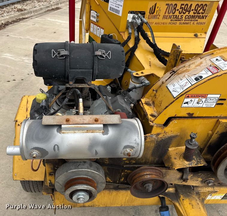 image for item DU3352 2017 Vermeer BC700XL wood chipper