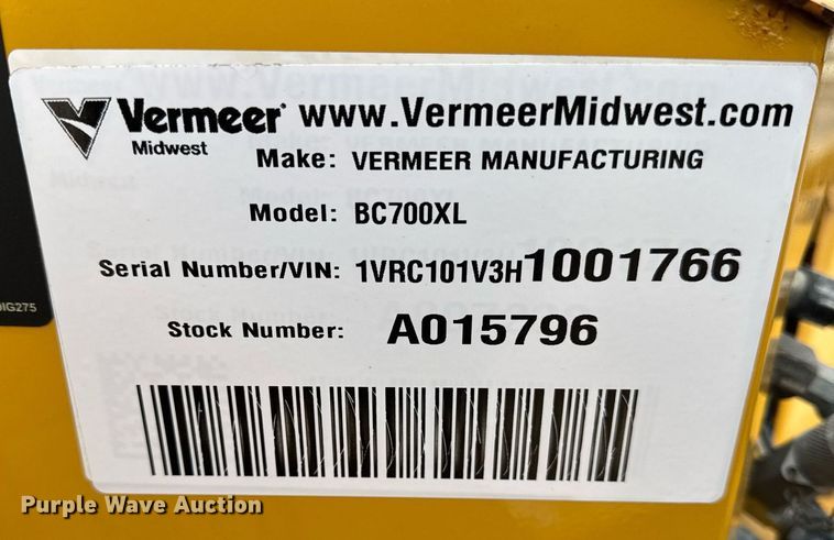 image for item DU3352 2017 Vermeer BC700XL wood chipper
