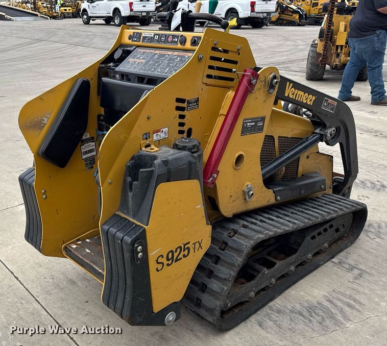 image for item DU3353 2020 Vermeer S925TX compact utility loader