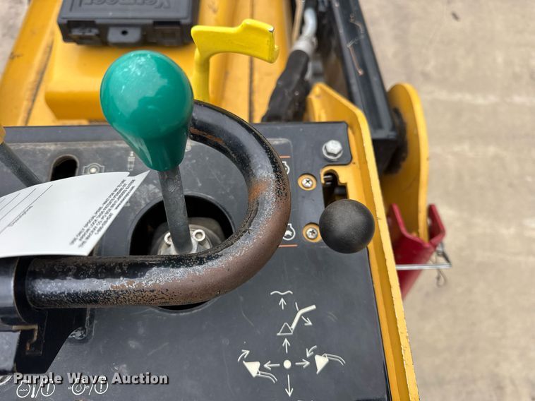 image for item DU3353 2020 Vermeer S925TX compact utility loader