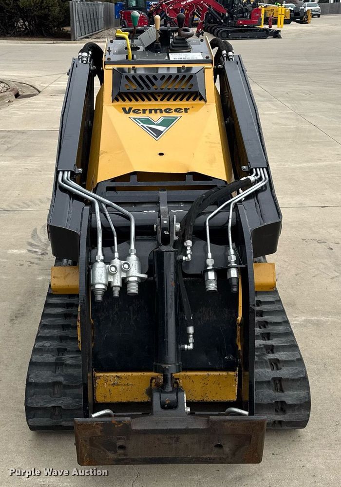 image for item DU3354 2020 Vermeer CTX100 compact utility loader