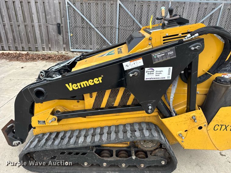 image for item DU3354 2020 Vermeer CTX100 compact utility loader