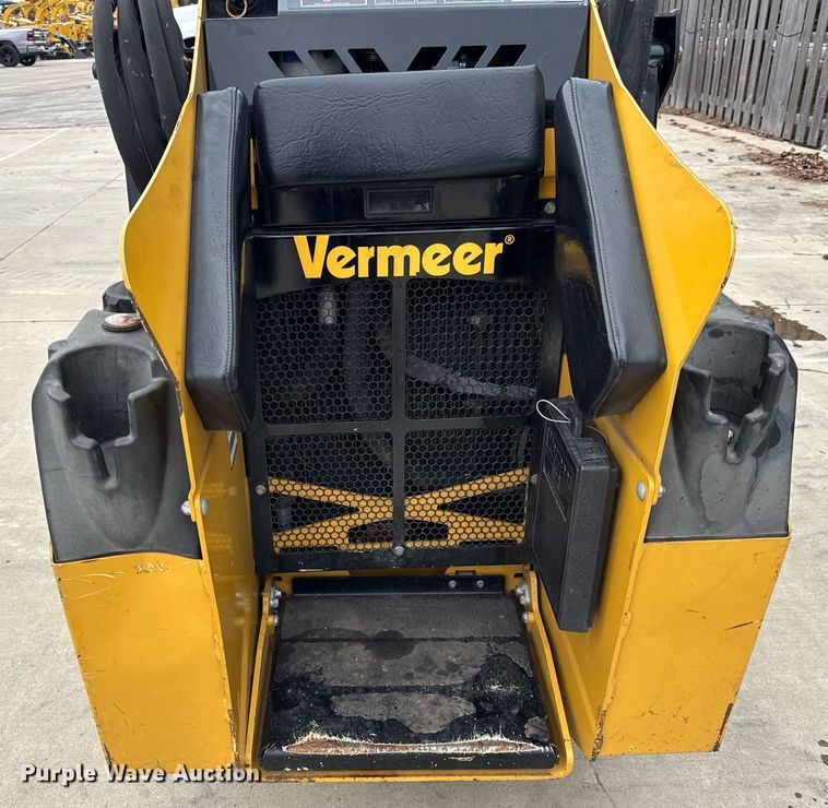 image for item DU3354 2020 Vermeer CTX100 compact utility loader