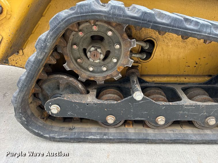 image for item DU3354 2020 Vermeer CTX100 compact utility loader