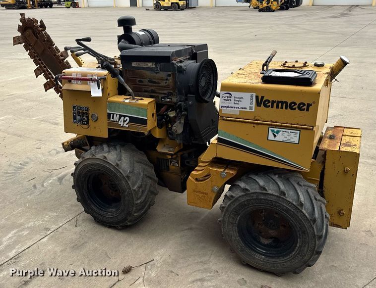 image for item DU3355 2008 Vermeer LM 42 trencher