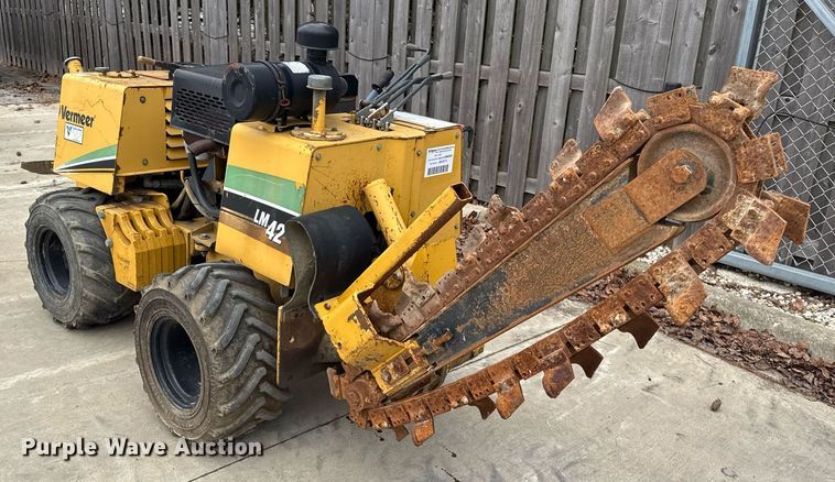 image for item DU3355 2008 Vermeer LM 42 trencher