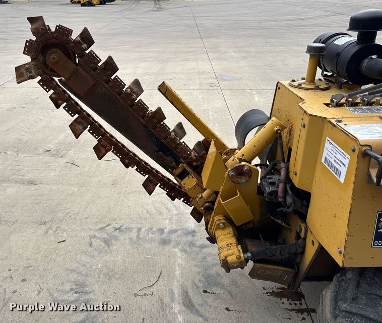 image for item DU3355 2008 Vermeer LM 42 trencher