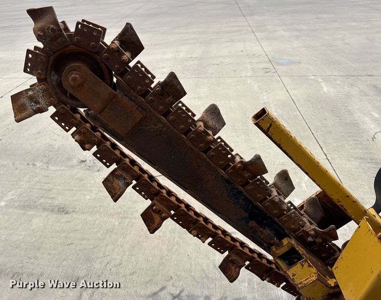 image for item DU3355 2008 Vermeer LM 42 trencher