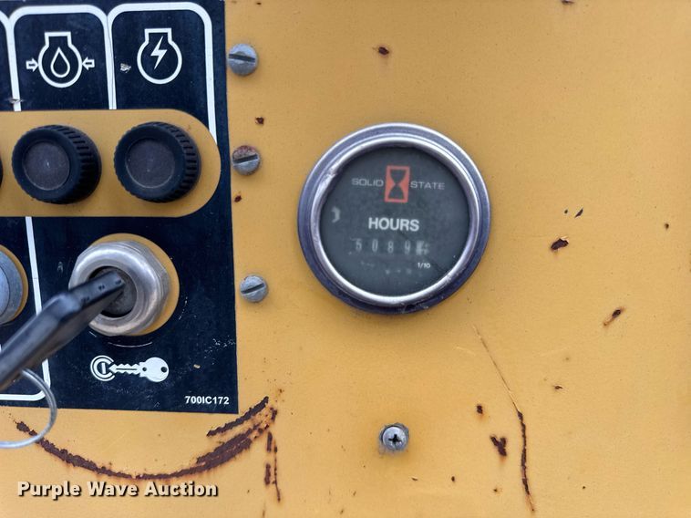 image for item DU3355 2008 Vermeer LM 42 trencher