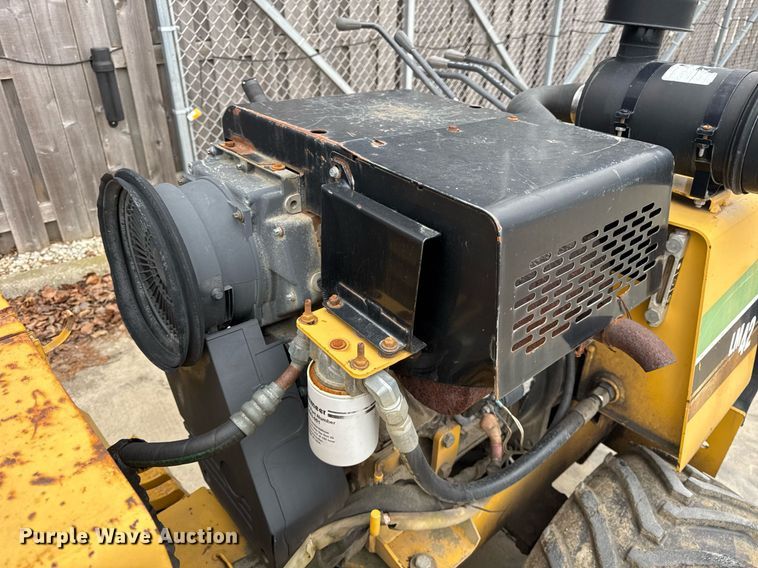 image for item DU3355 2008 Vermeer LM 42 trencher