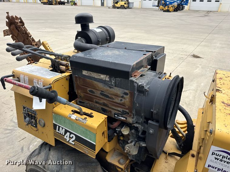 image for item DU3355 2008 Vermeer LM 42 trencher