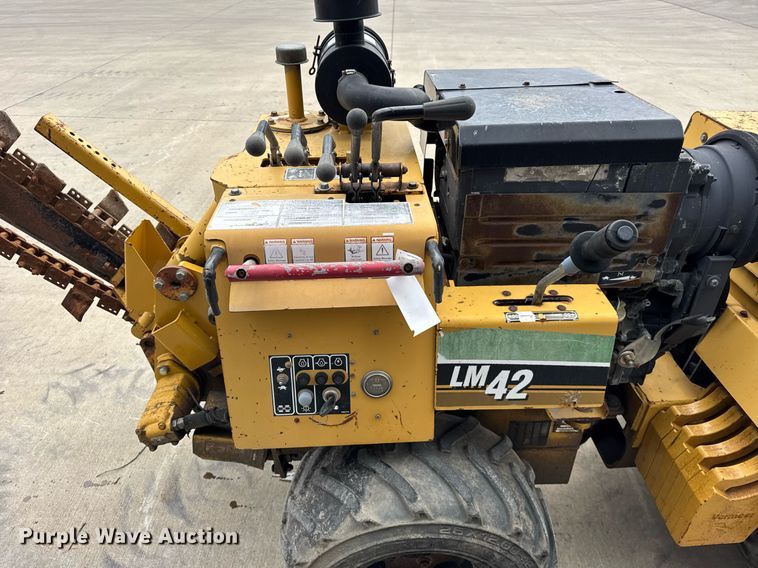 image for item DU3355 2008 Vermeer LM 42 trencher