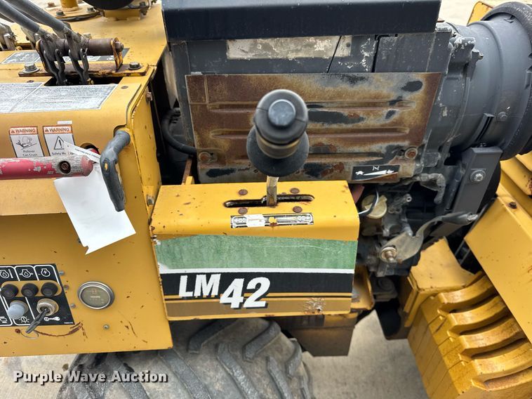 image for item DU3355 2008 Vermeer LM 42 trencher