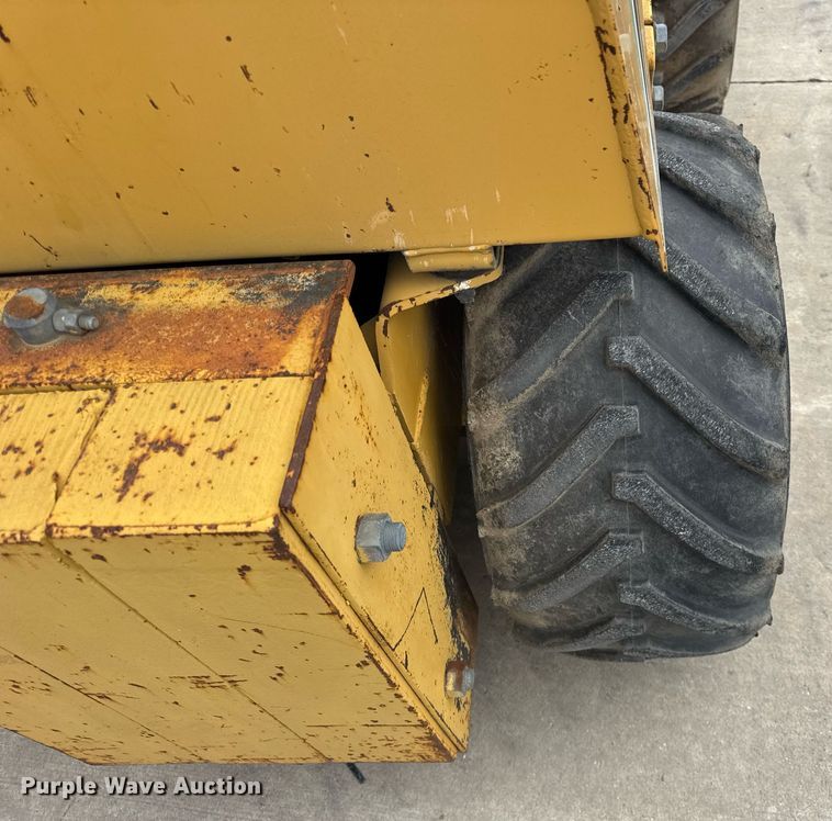 image for item DU3355 2008 Vermeer LM 42 trencher