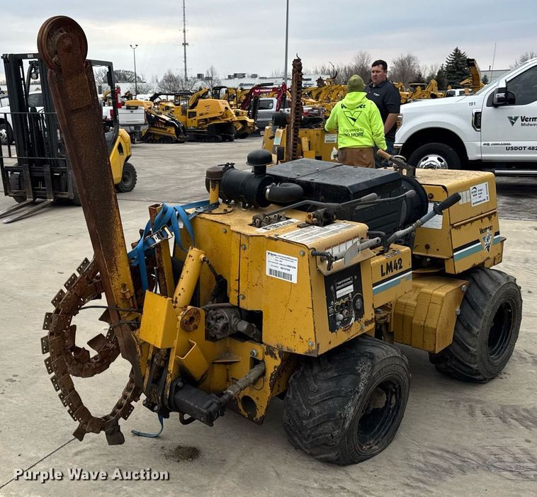 image for item DU3356 2004 Vermeer LM42 trencher