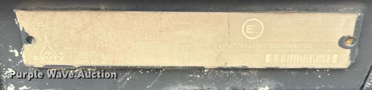 image for item DU3356 2004 Vermeer LM42 trencher