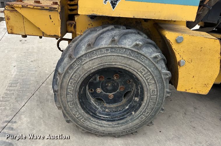 image for item DU3356 2004 Vermeer LM42 trencher