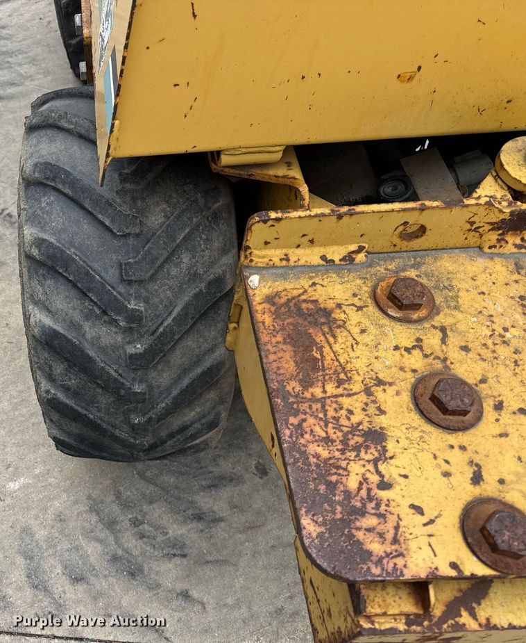 image for item DU3356 2004 Vermeer LM42 trencher