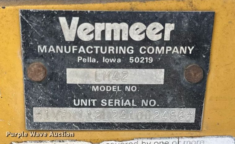 image for item DU3356 2004 Vermeer LM42 trencher